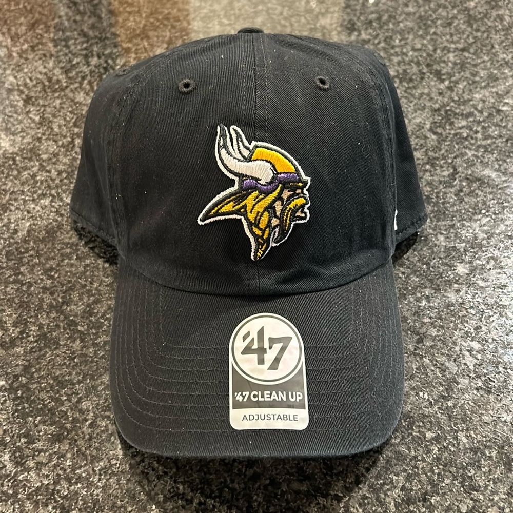 NWT Minnesota Vikings 47 Brand Clean Up Hat